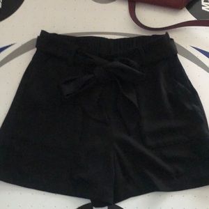 A New Day black shorts XS